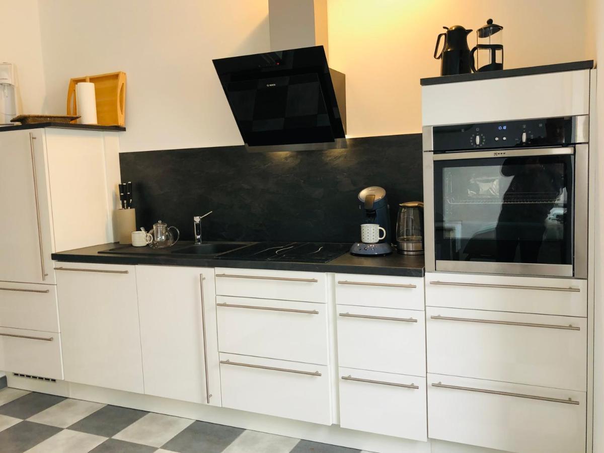 Altstadthus-Gemuetliches Ferienhaus Mit Gaertchen Friedrichstadt Exteriör bild
